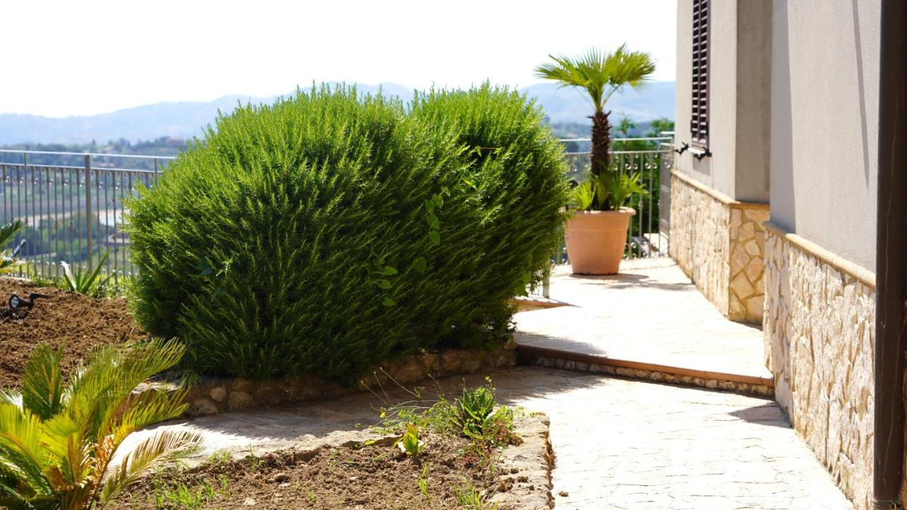 Enna Villa Del Sole E Delle Stelle Luaran gambar