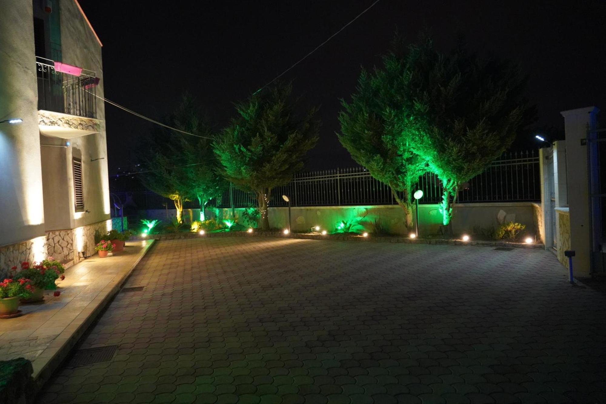 Enna Villa Del Sole E Delle Stelle Luaran gambar