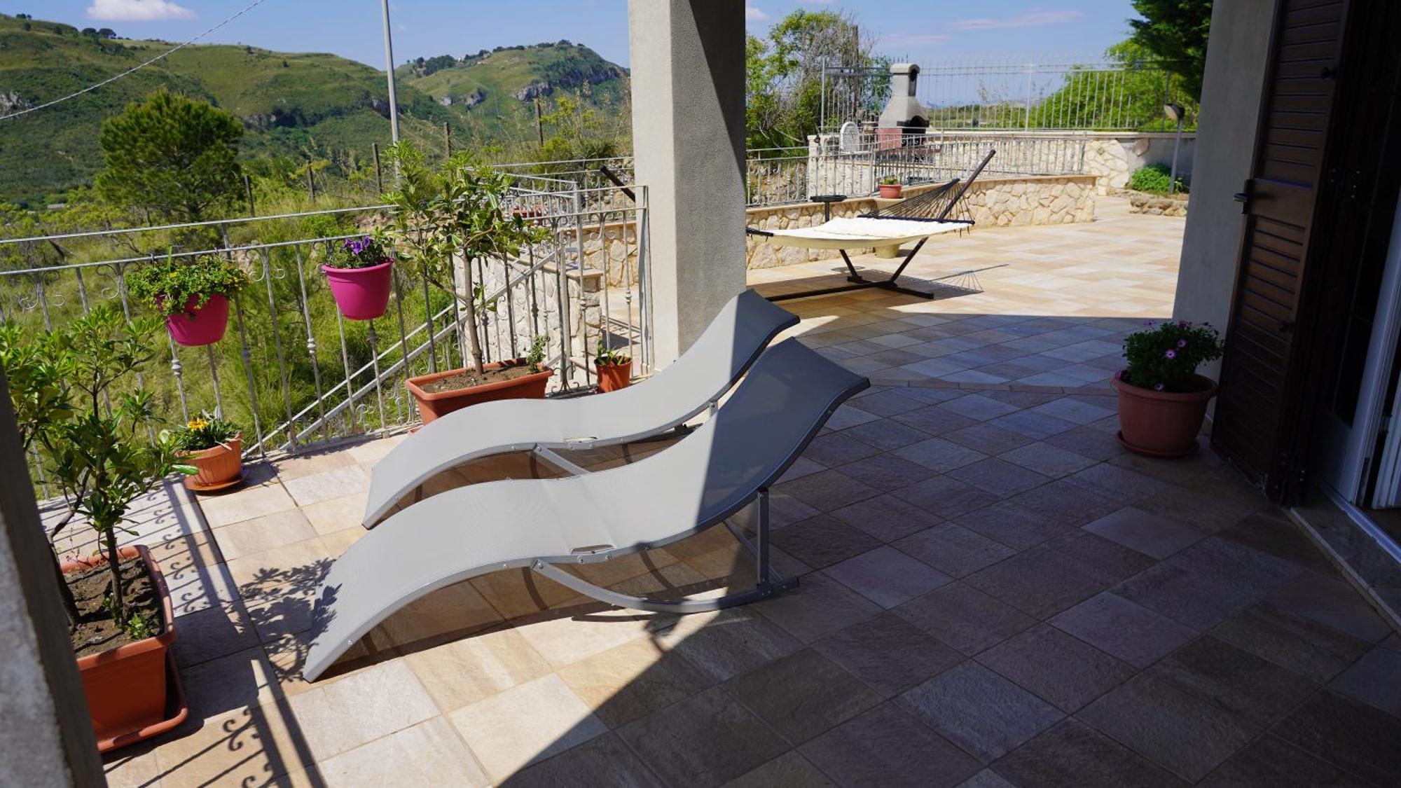 Enna Villa Del Sole E Delle Stelle Luaran gambar