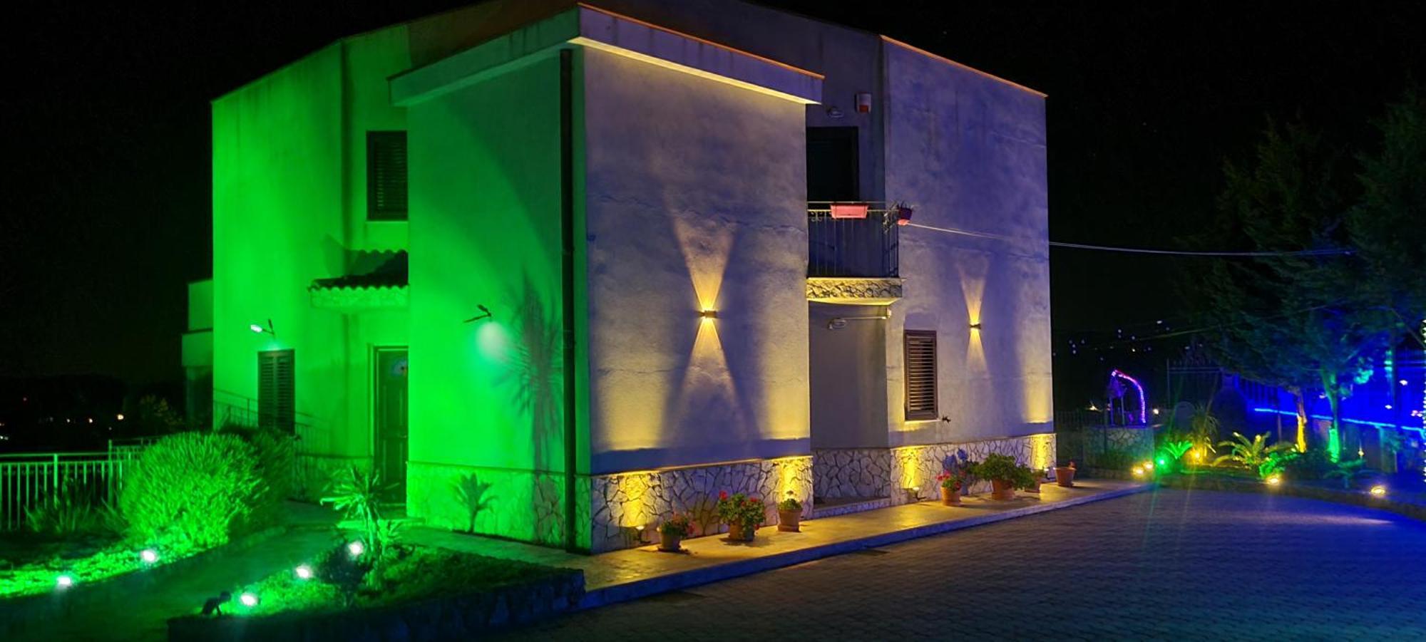 Enna Villa Del Sole E Delle Stelle Luaran gambar
